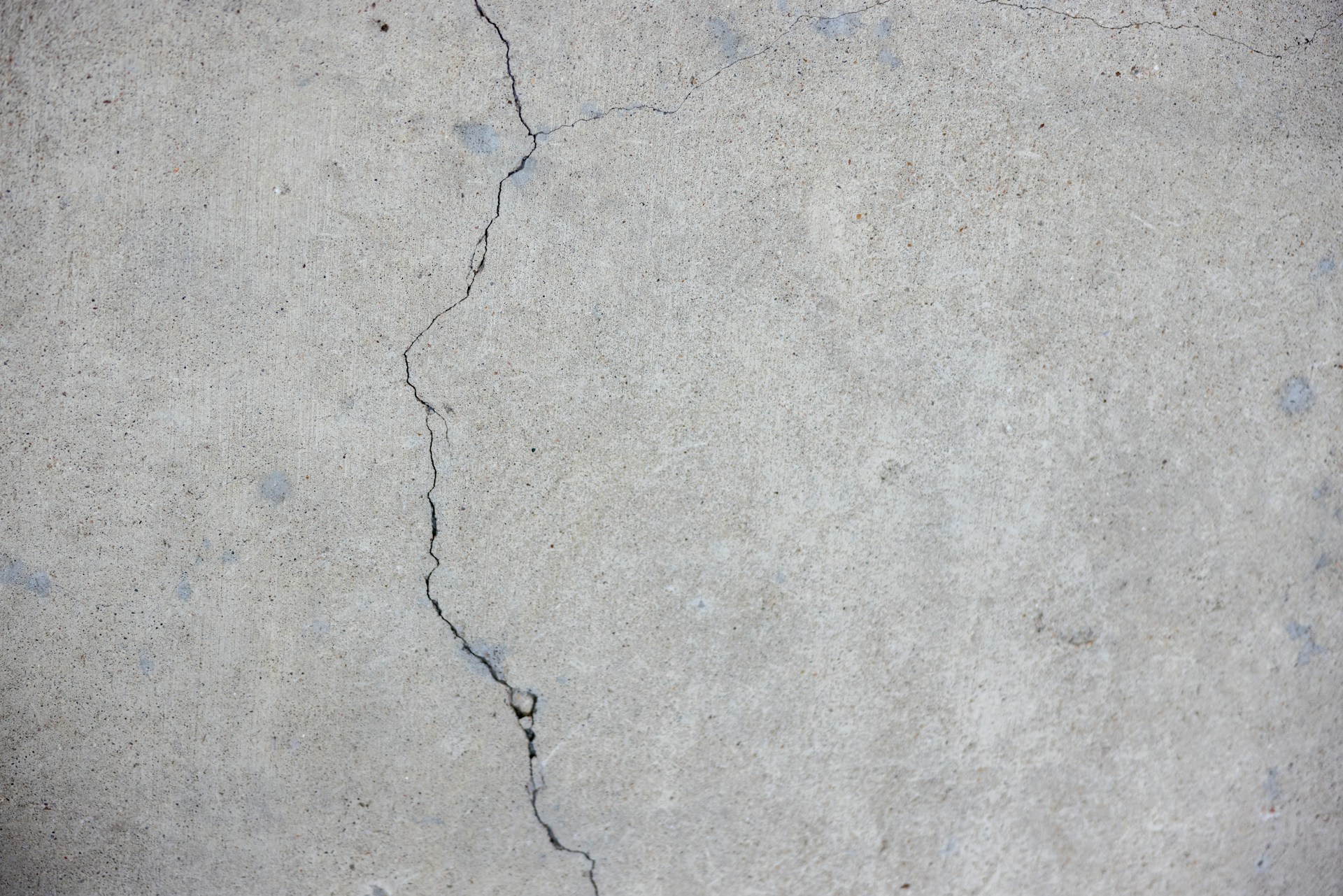 How to Prevent Concrete Garage Floor Cracks